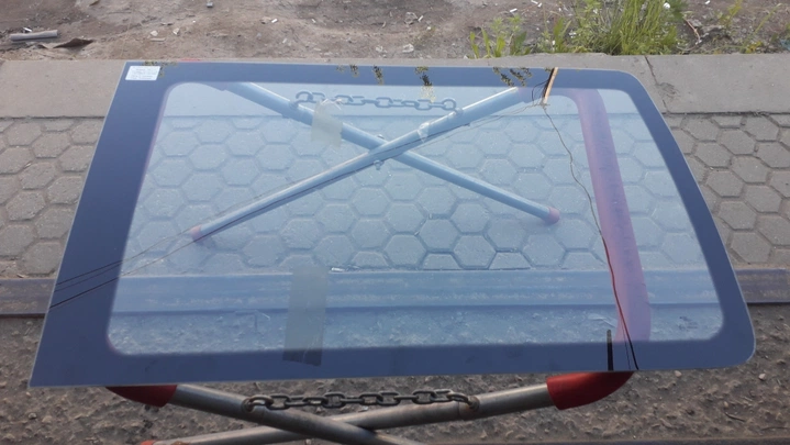 VOLKSWAGEN TRANSPORTER T5/MULTIVAN 2003- СТЕКЛО ЗАДНЕЙ ДВЕРИ НЕПОДВИЖНОЕ ЛЕВОЕ  ЗЕЛЕНОЕ - SOLAR CONTROL