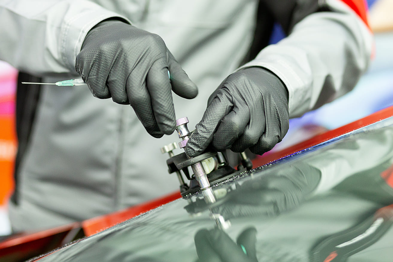 Замена и ремонт автомобильных стекол в Вологде